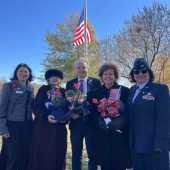 Use the arrows or slide the photo to see more