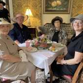 Use the arrows or slide the photo to see more